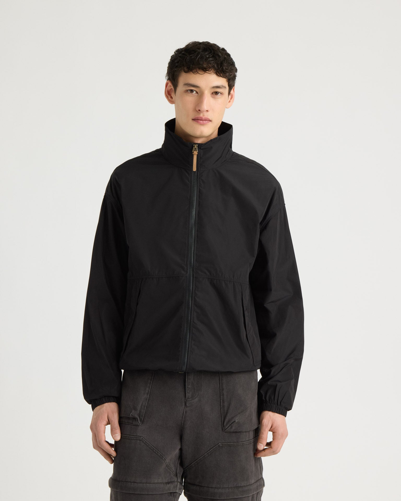 FRONTENAC-M-BLACK16.jpg?v=