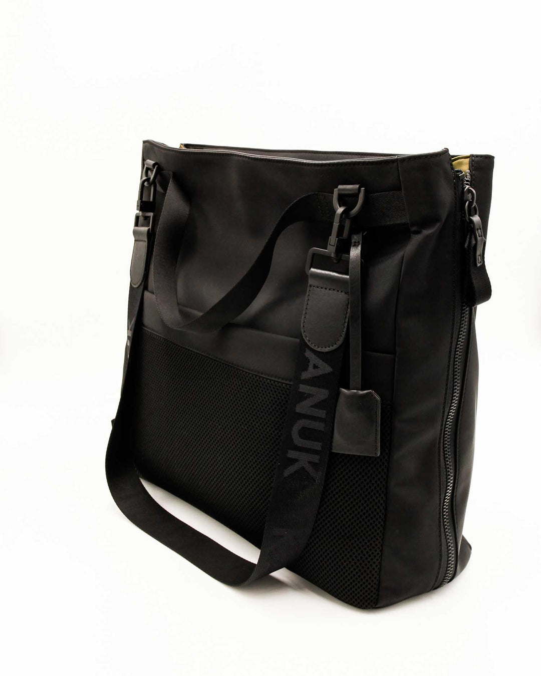 Multi-Functional Tsuno Travel Bag - Black